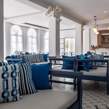Rivari Santorini Hotel 3*